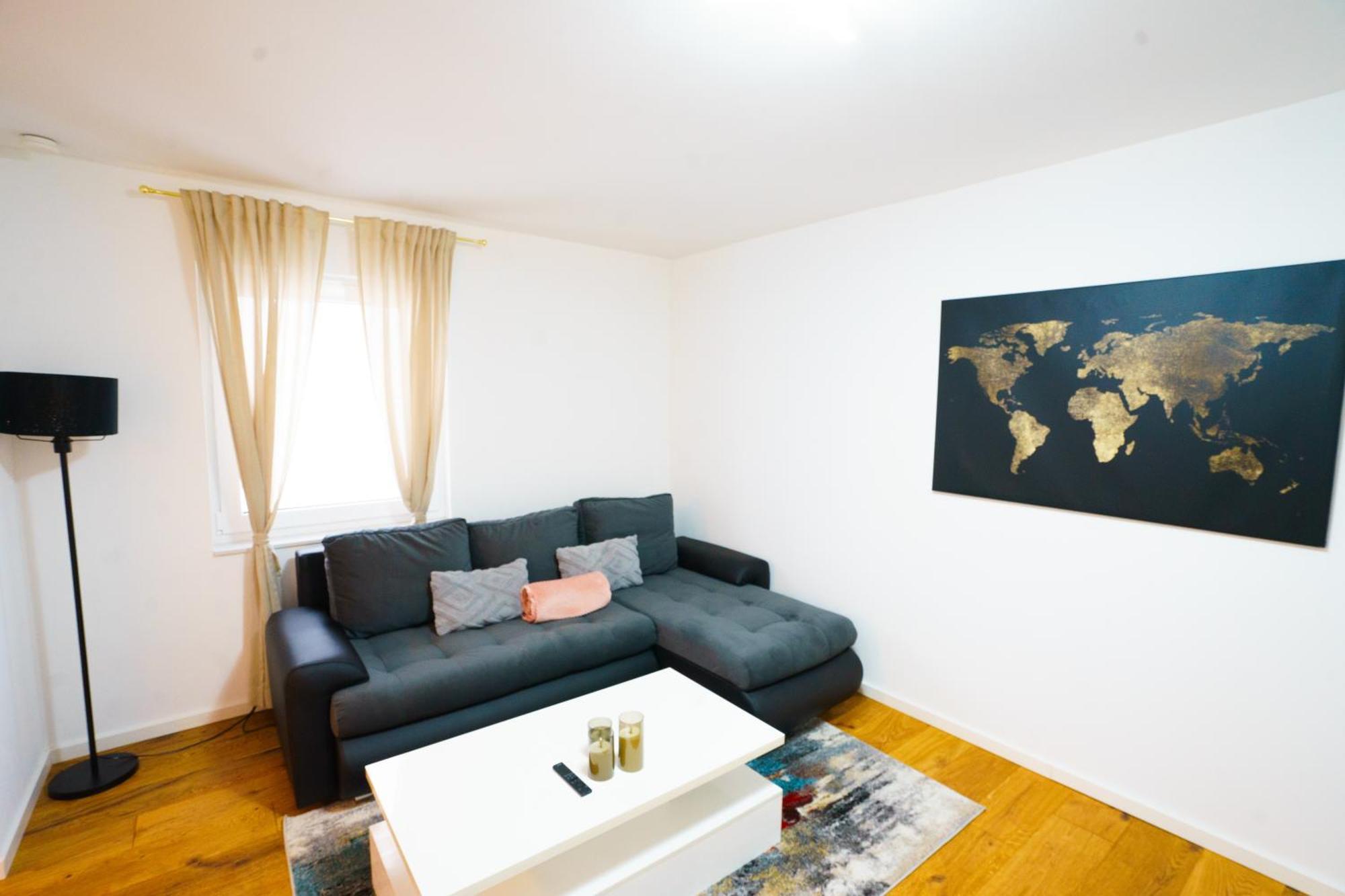 Prestige Apartments - Urban Lofts Ройтлінген Екстер'єр фото