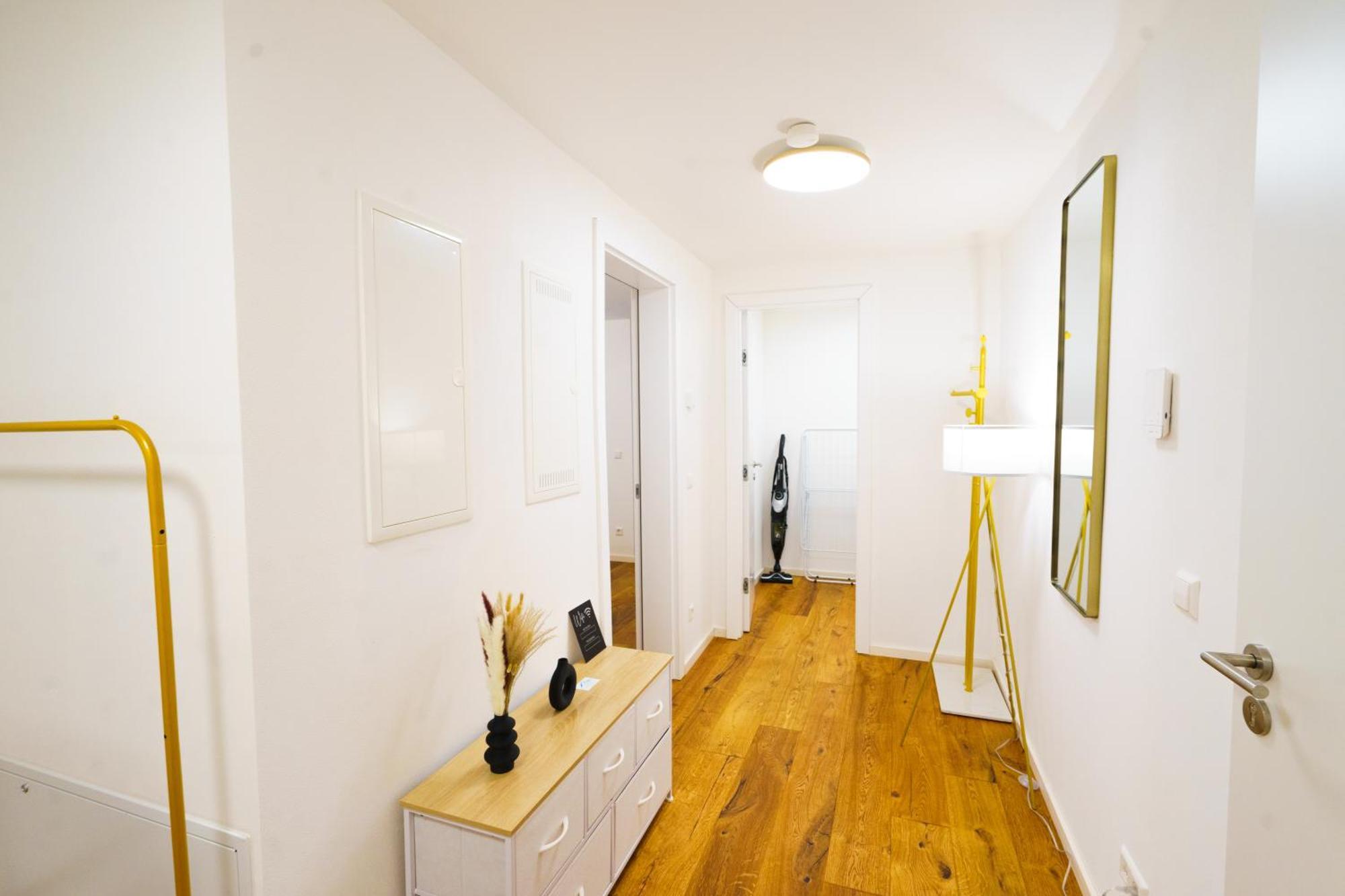 Prestige Apartments - Urban Lofts Ройтлінген Екстер'єр фото