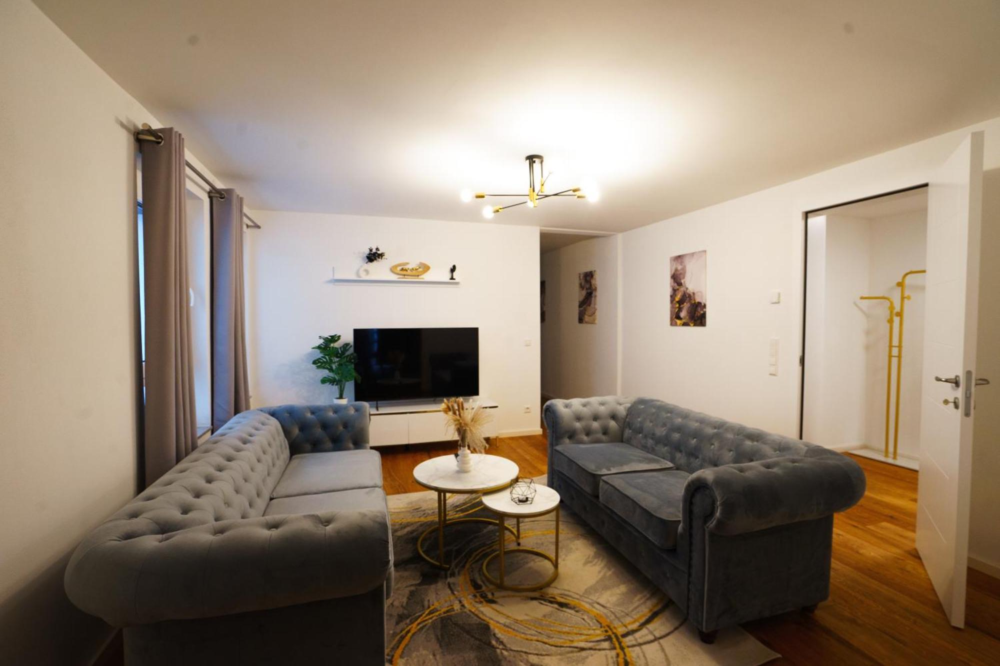 Prestige Apartments - Urban Lofts Ройтлінген Екстер'єр фото