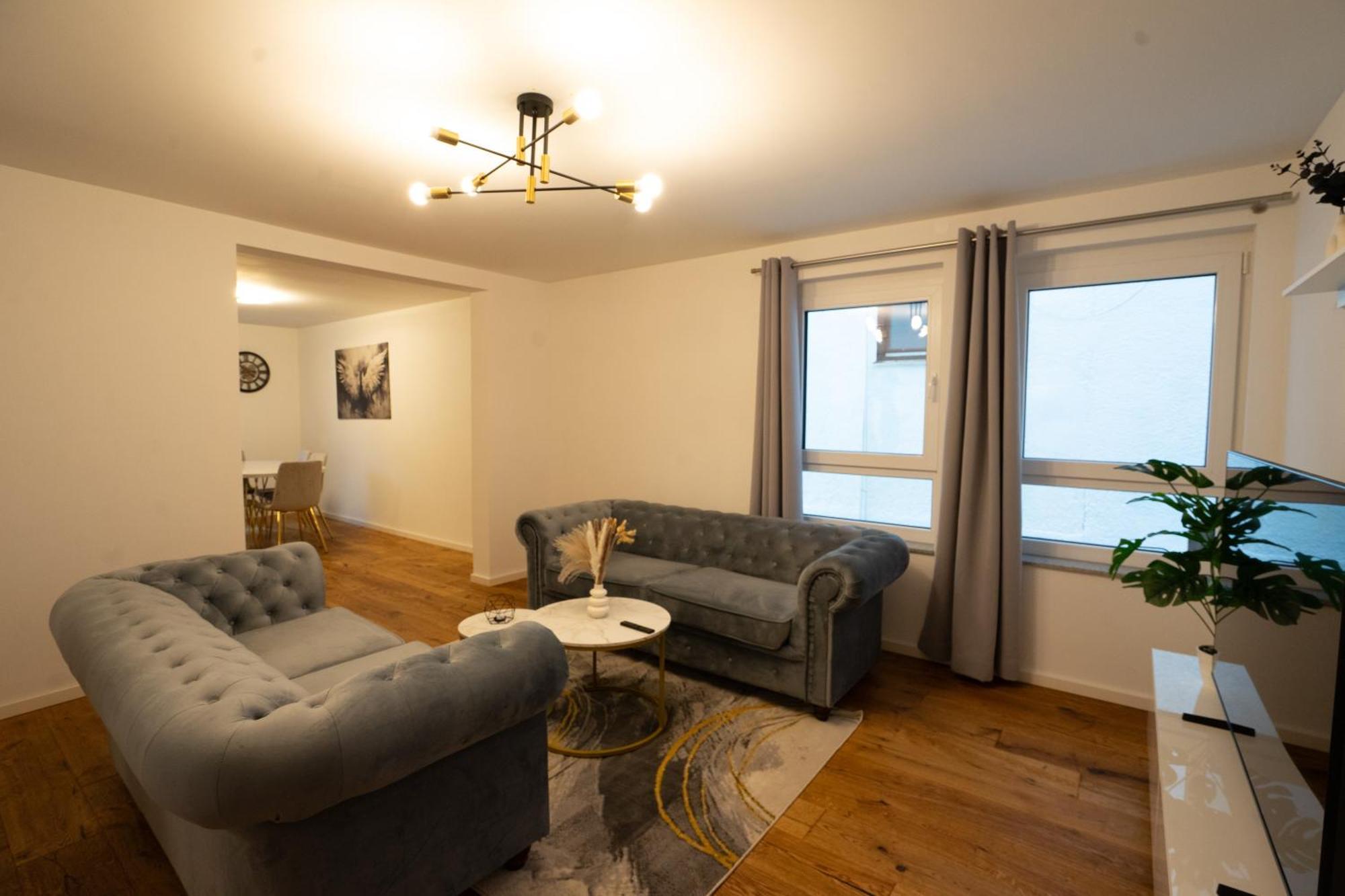 Prestige Apartments - Urban Lofts Ройтлінген Екстер'єр фото